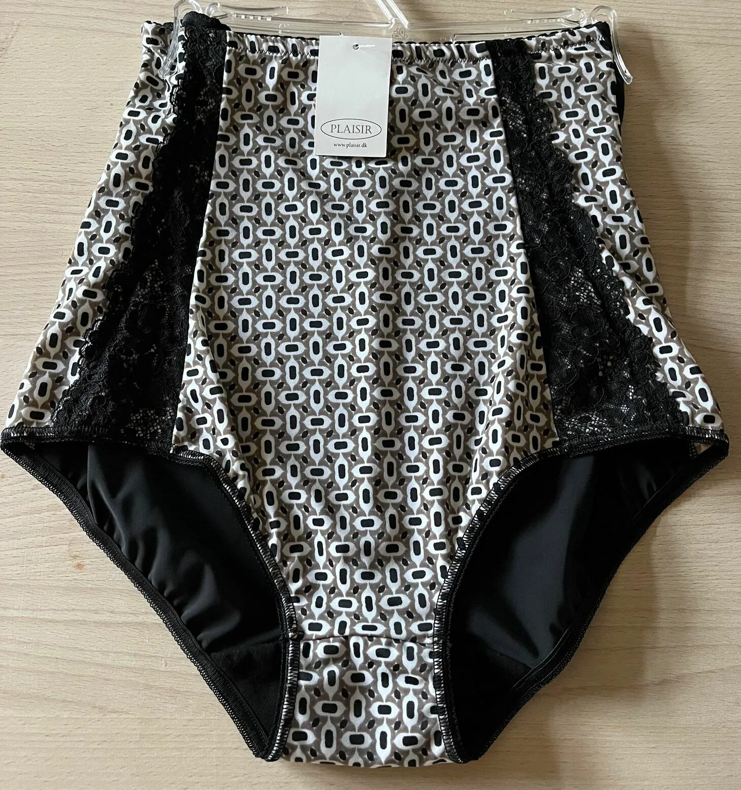 Plaisir Shirley maxi trusse i black/print